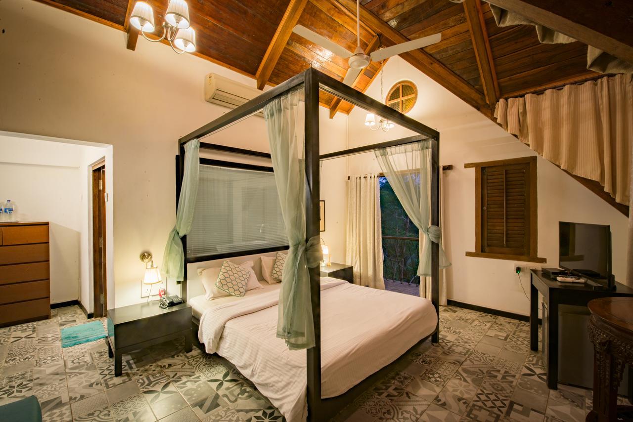 Waters Boutique Hotel By Spectrum Holiday GOA Dış mekan fotoğraf