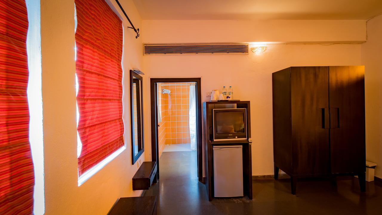 Waters Boutique Hotel By Spectrum Holiday GOA Dış mekan fotoğraf